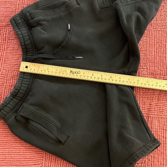 Puma men’s size small thick Black Casual Shorts - Picture 12 of 15